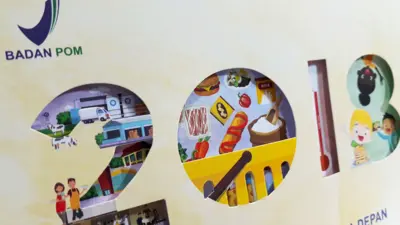 BPOM - Kalender 2018 - Desain Cover (Sampul) dengan Finishing Die-Cut Custom yang Detil