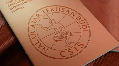 CSIS - Company Profile - Desain Cover (Sampul) dengan Finishing Deboss Premium